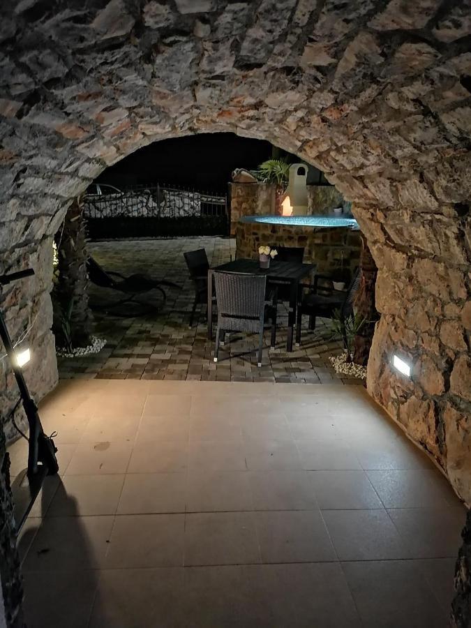 Apartman Brajutovci 26 Kornić Esterno foto