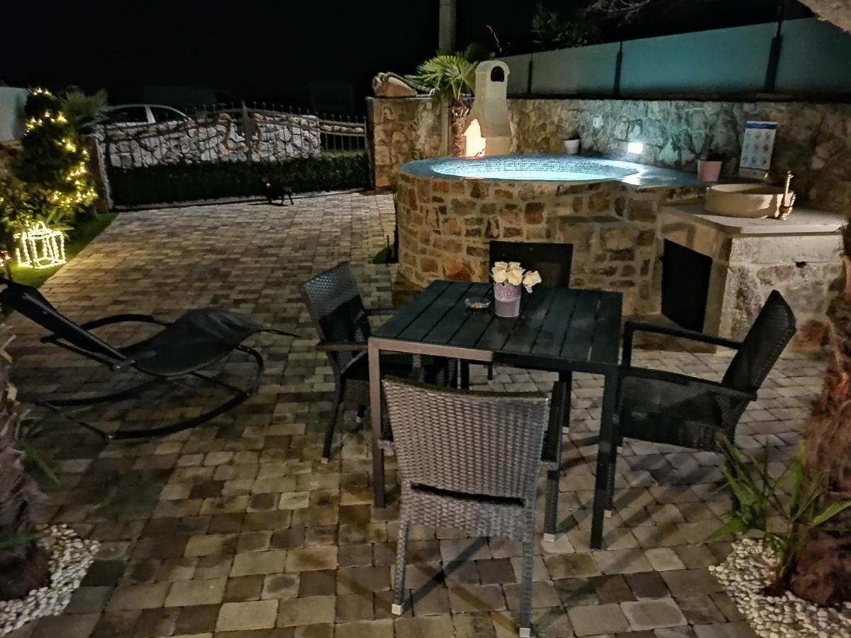 Apartman Brajutovci 26 Kornić Esterno foto